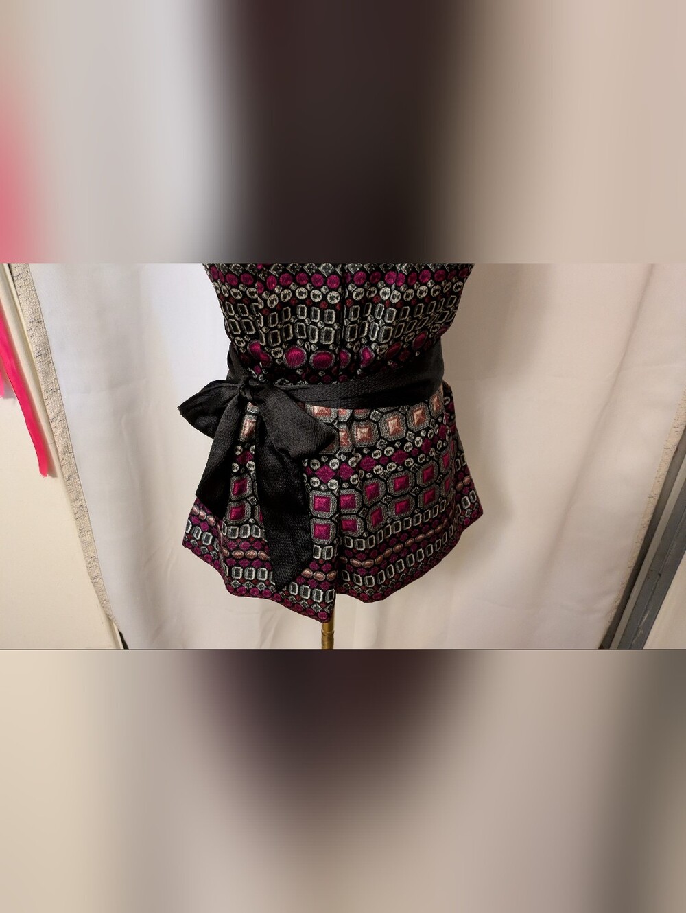 Apt. 9 Sleeveless Jewel-Print Fit & Flare Dress in Black and Fuchsia - Picture 4 of 8